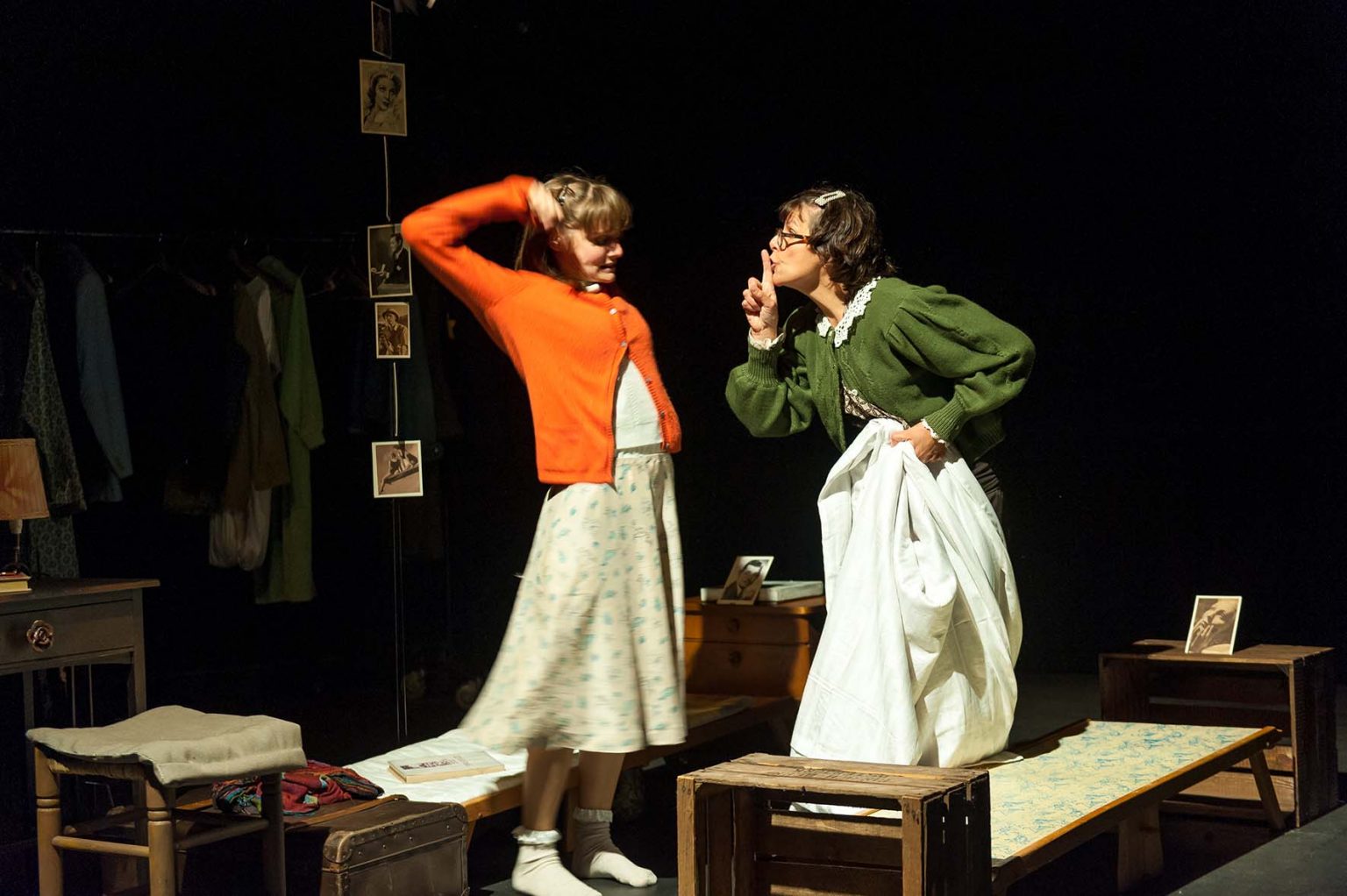 Das Tagebuch der Anne Frank - Schnürschuh Theater
